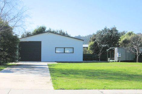 Photo of property in 101 Cook Drive, Whitianga, 3510