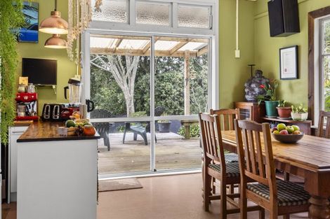 Photo of property in 2329 South Road, Okato, 4335