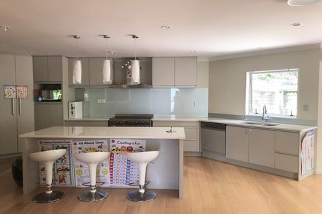 Photo of property in 46 Kate Sheppard Avenue, Torbay, Auckland, 0630