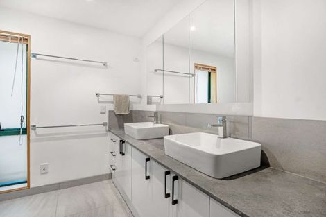 Photo of property in 43 Durrell Way, Rolleston, 7614