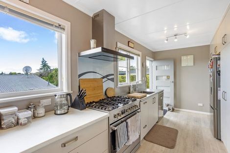 Photo of property in 15a Sarona Avenue, Glen Eden, Auckland, 0602