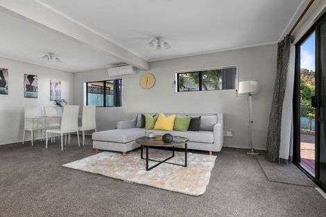 Photo of property in 11 Titirangi Road, New Lynn, Auckland, 0600