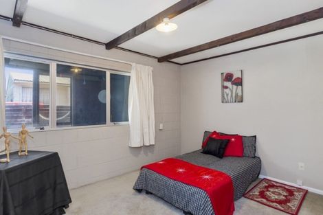 Photo of property in 136 Dickson Road, Papamoa Beach, Papamoa, 3118