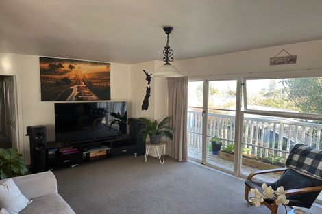 Photo of property in 5/290 Rangatira Road, Beach Haven, Auckland, 0626