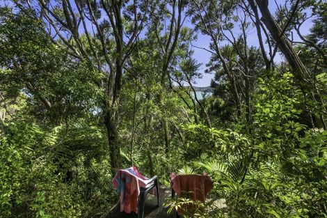 Photo of property in 200 Te Wahapu Road, Russell, 0272