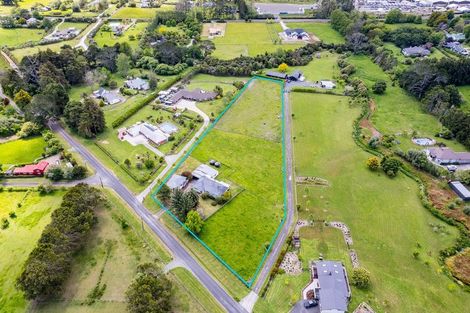 Photo of property in 38 Farrand Road, Kumeu, 0891
