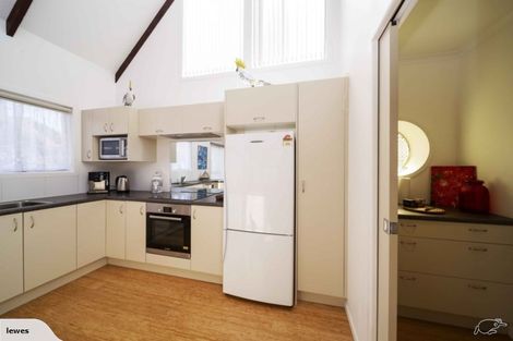 Photo of property in 13 Ambury Place, Merrilands, New Plymouth, 4312