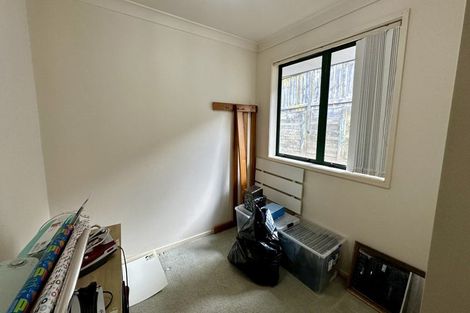 Photo of property in 21 Lucienne Drive, Ranui, Auckland, 0612