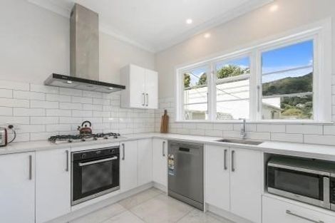 Photo of property in 312 Waiwhetu Road, Fairfield, Lower Hutt, 5011