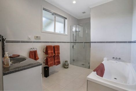 Photo of property in 71 Welsh Road, Winton, 9720