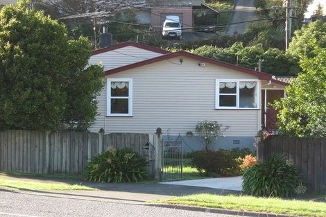 Photo of property in 236 Eastern Hutt Road, Stokes Valley, Lower Hutt, 5019
