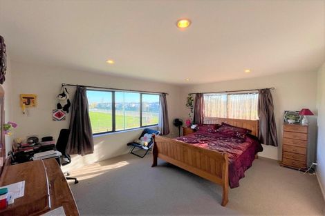 Photo of property in 4 Helianthus Avenue, Flat Bush, Auckland, 2019