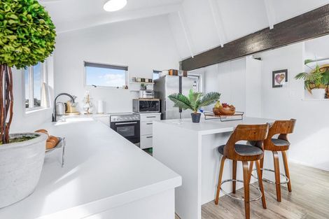 Photo of property in 16 Shelley Jane Place, Dinsdale, Hamilton, 3204