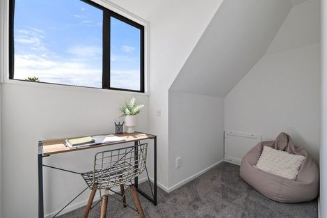 Photo of property in 10 Woodstock Place, Russley, Christchurch, 8042