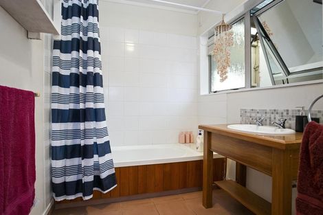 Photo of property in 50b Williams Street, Cambridge, 3434