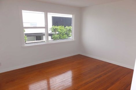 Photo of property in 2/58 Office Road, Merivale, Christchurch, 8014