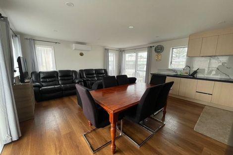 Photo of property in 52 Landon Avenue, Mangere East, Auckland, 2024