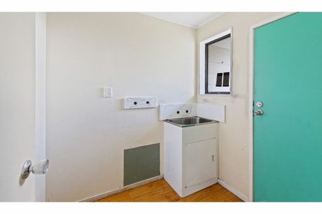 Photo of property in 1/41 Taitimu Drive, Weymouth, Auckland, 2103