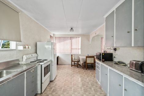 Photo of property in 22 Tavistock Street, Westown, New Plymouth, 4310