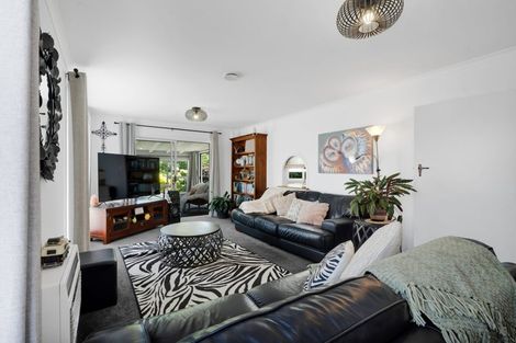 Photo of property in 190a Seaview Road, Westown, New Plymouth, 4310