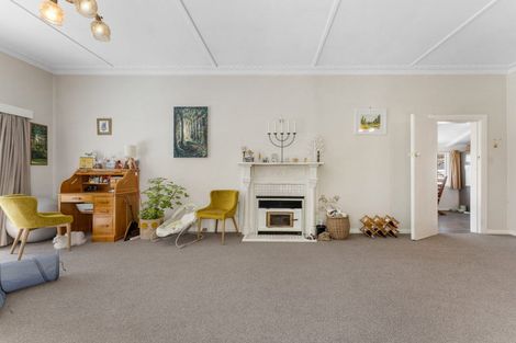 Photo of property in 37 Eltham Road, Blenheim, 7201