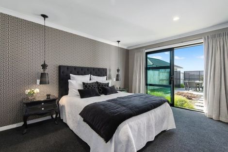 Photo of property in 2 Roy Hilton Drive, Flagstaff, Hamilton, 3210