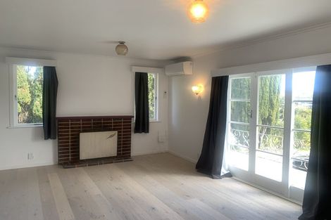 Photo of property in 143 Edmonton Road, Te Atatu South, Auckland, 0610