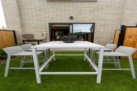 Photo of property in 5/6a Taramea Place, Addington, Christchurch, 8024