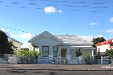 Photo of property in 20 Calliope Road, Devonport, Auckland, 0624