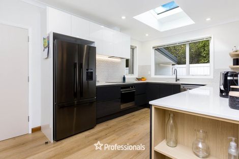 Photo of property in 7b Chatsworth Road, Silverstream, Upper Hutt, 5019