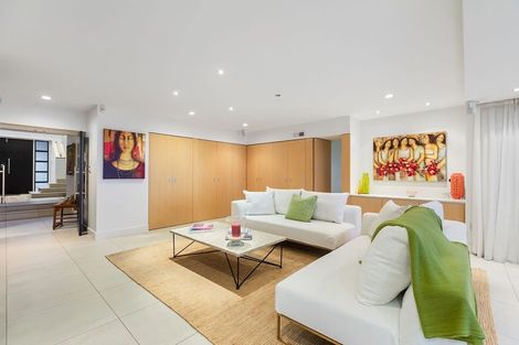 Photo of property in 28 Blomfield Spa, Takapuna, Auckland, 0622