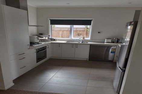 Photo of property in 7 Thornton Green, Karaka, Papakura, 2113