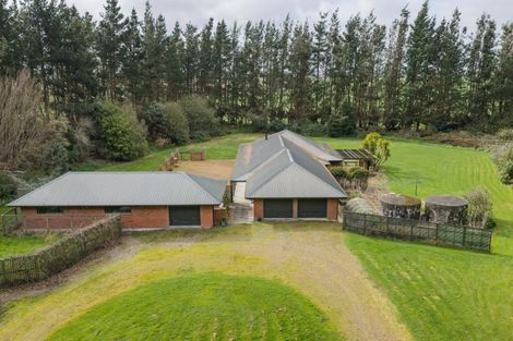 Photo of property in 1351 Rongotea Road, Kairanga, Palmerston North, 4475