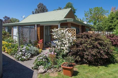 Photo of property in Holdsworth Villas, 42/2 William Donald Drive, Solway, Masterton, 5810