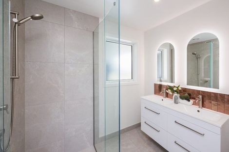 Photo of property in 69 Atlantic Drive, Fitzherbert, Palmerston North, 4410