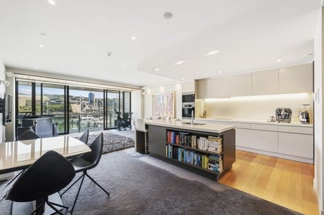 Photo of property in Clyde Quay Wharf, 2d/7 Clyde Quay Wharf, Te Aro, Wellington, 6011