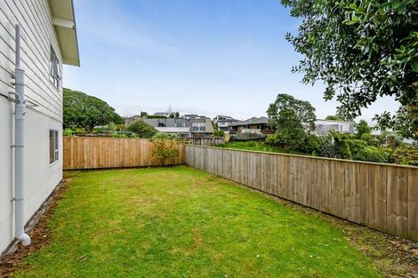 Photo of property in 9 Bronte Place, Whalers Gate, New Plymouth, 4310