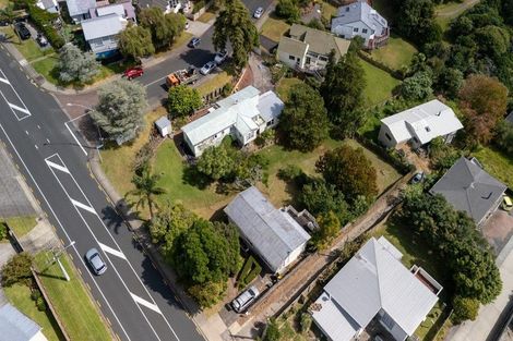 Photo of property in 646 Beach Road, Browns Bay, Auckland, 0630