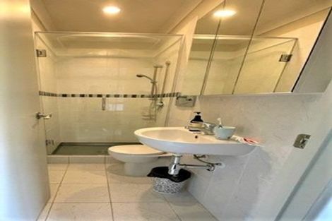 Photo of property in 61a Francis Street, Hauraki, Auckland, 0622