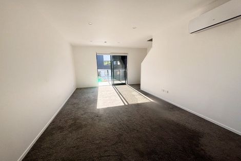 Photo of property in 4/61 Matipo Road, Te Atatu Peninsula, Auckland, 0610