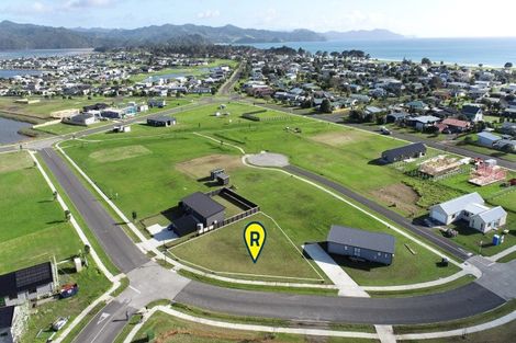 Photo of property in 8 Motutere Drive, Matarangi, 3592