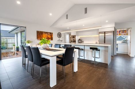 Photo of property in 130 Silver Peaks Drive, West Melton, 7618