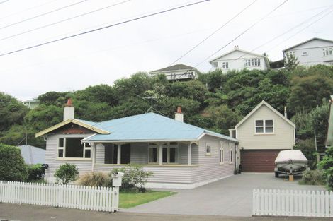 Photo of property in 16 Liardet Street, Vogeltown, Wellington, 6021