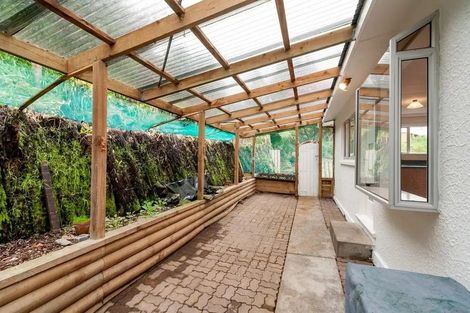 Photo of property in 13a Seaview Road, Marfell, New Plymouth, 4310