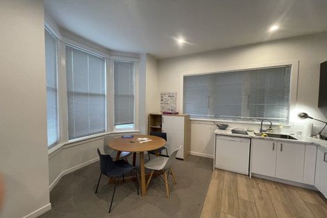 Photo of property in 10 Stanley Street, Berhampore, Wellington, 6023