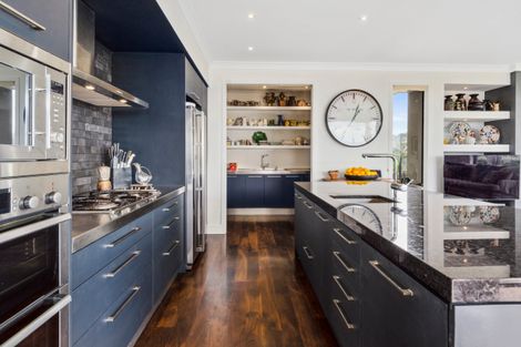 Photo of property in 167 Cape Rodney Road, Leigh, 0985