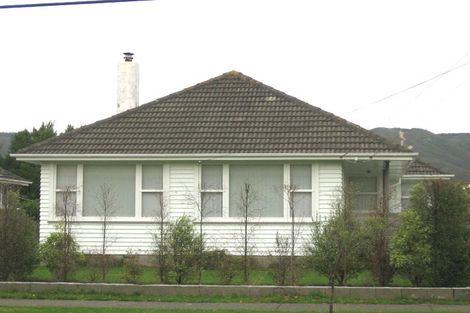 Photo of property in 220 Taita Drive, Avalon, Lower Hutt, 5011