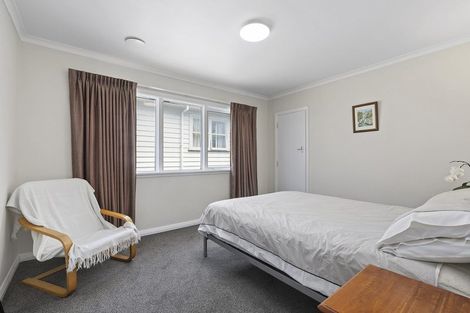Photo of property in 19 Pembroke Street, Tawa, Wellington, 5028