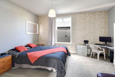 Photo of property in 35 Wesley Street, South Dunedin, Dunedin, 9012