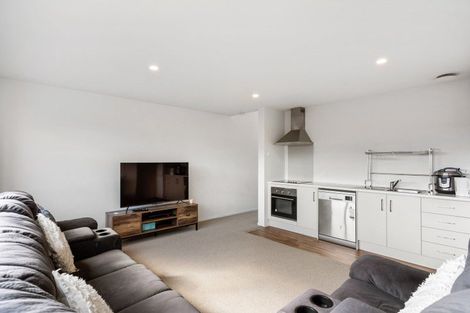 Photo of property in 5/17 Owens Place, Mount Maunganui, 3116